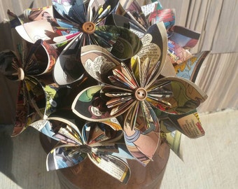 Comic Book Flowers, Paper Flowers, Comic Book Wedding, Comic Book Bouquet, Comic Book Paper Flower, Marvel Comics, DC Comics