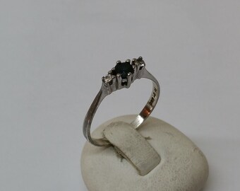 925 Silver ring with blue Sapphire 17.1 mm / size 6.8 SR131