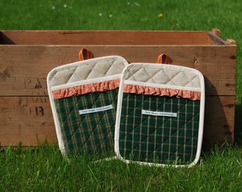 Green Tartan Pot Holders / Oven Gloves