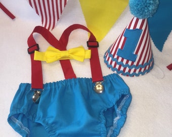 Boys Cake Smash Outfit - Carnival or Circus theme - Diaper Cover, Bow Tie & Birthday Hat - Birthday Set