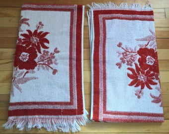Vintage 1970s Rust Red White Floral Bath Towels Set!
