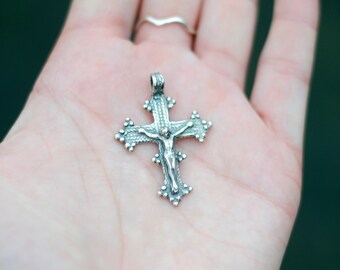 Sterling Silver Crucifix / Silver Cross / Cross Pendant / PEN016
