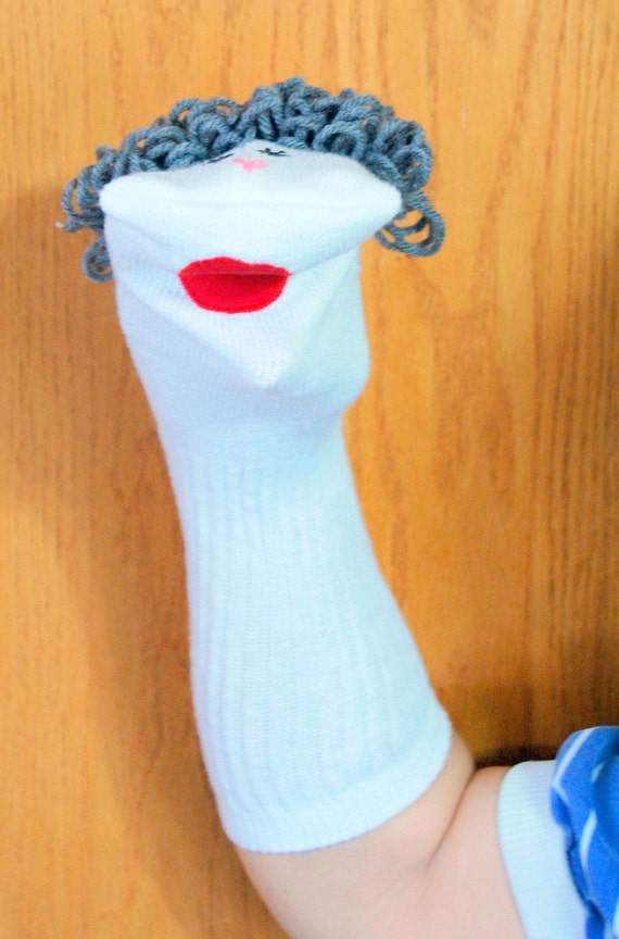 KÃ©ptalÃ¡lat a kÃ¶vetkezÅ‘re: â€žgrandma sock puppetâ€