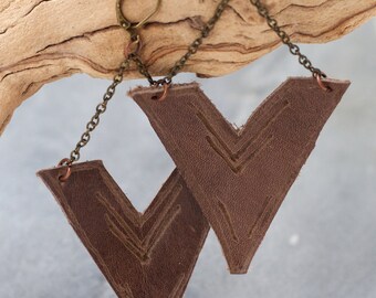 V leather brown copper detail