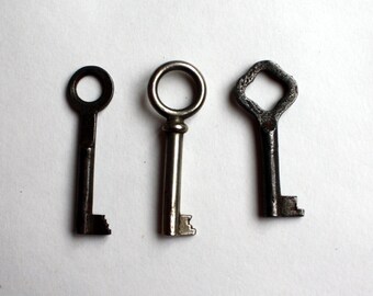 Set of three Vintage Metal Keys