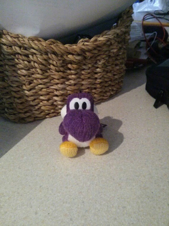 custom yarn yoshi amiibo