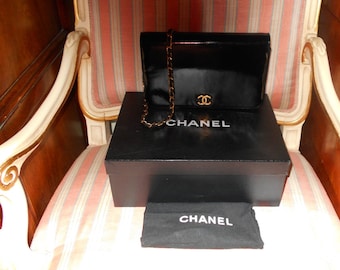 AUTHENTIC CHANEL HANDBAG