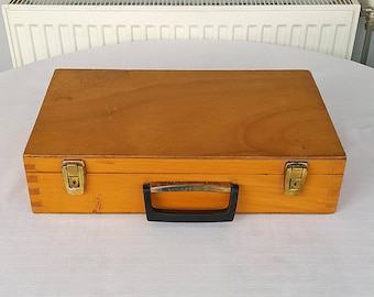 Vintage wooden artists case Large dovetailed painters artist case Wood suitcase bag Wood chest locker Traveling paint box Paint tool box