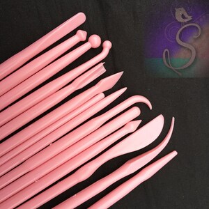 14 Piece Set of Polymer Clay Tools, Fondant Cake Decorating And Craft Clay Plastic Tools, Pink, Red or Yellow, SZS1616
