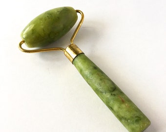 4'5" Jade Roller- Natural Facial Beauty