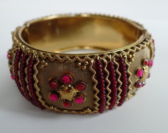 Gold Cuff Hinged Bracelet, Hot Pink Rhinestone and Gold Bangel Bracelet, Vintage Jewelry, Fashion Jewelry,