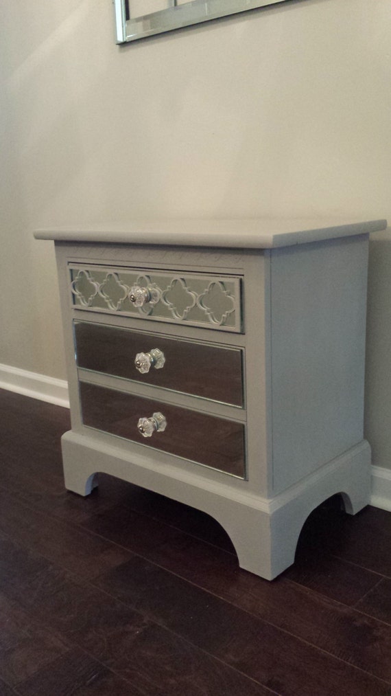 Items similar to Mirrored Nightstand with Quatrefoil overlay Paris Grey