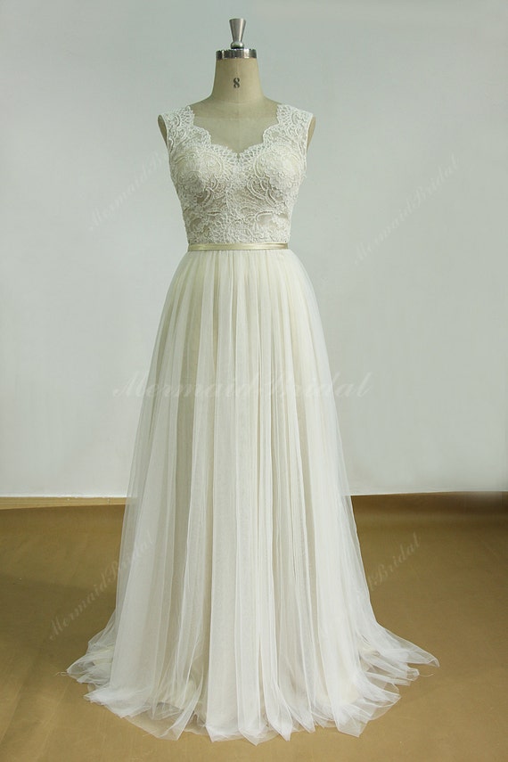 wedding dress etsyphoto