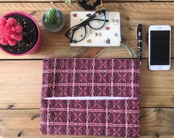 Charming eco-friendly vegan clutch bag