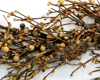 FREE SHIPPING!! - Pip Berry Garland-Mixed Berry Garland-Primitive Garland--Primitive Decor--Rustic Decor