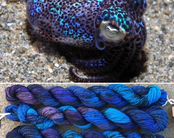 Bobtail Squid 20g Miniskein, speckled purple blue merino nylon sock yarn