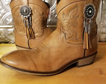 Size 9 1/2 Med NWT Dingo Tan Willie Boots Upcycled with Conchos