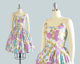 Vintage 1950s Dress | 50s Rose Floral Print Cotton Sundress Purple Blue Printed Full Skirt Day Dress (xs)