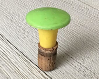 Clothes Sprinkler Top Ironing Accessory Yellow Green Plastic Organic Cork Laundry Day