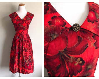 Vintage 1950's 60's Red Hawaiian Dress Tropical Floral Hibiscus Flower Full Skirt Handmade Dress Cotton Summer Luau Party Dress Size Medium