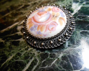 Beautiful vintage brooch USSR Soviet porcelain ,Russian finift brooch 50's - 70's,