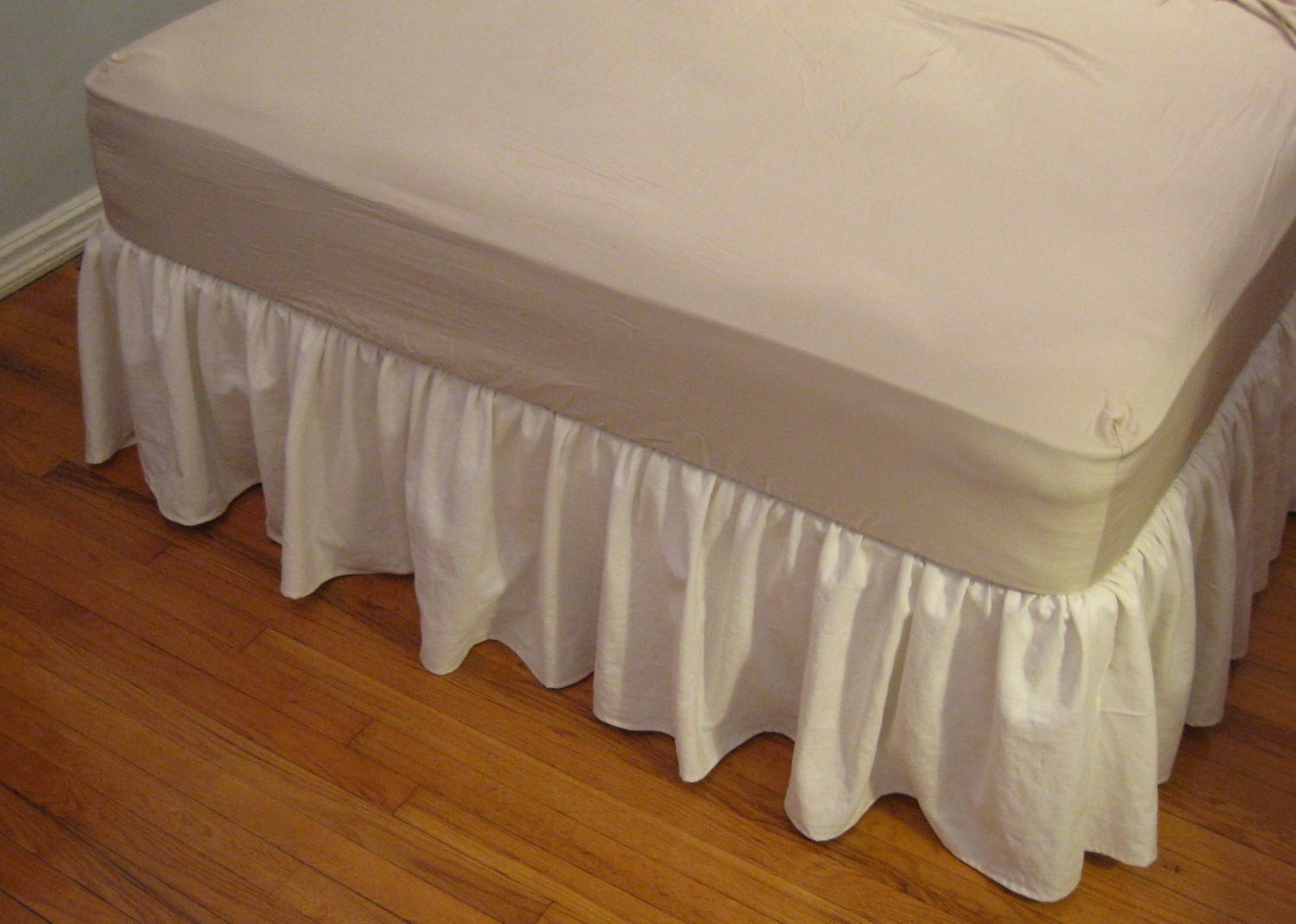 FULL size Ruffles Bedskirt