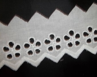 Embroidered 2" White Eyelet Trim, 5yds/1.00
