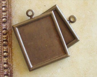 2 Vintaj Rectangle Bezel Natural Brass 28 x 25mm (P370)