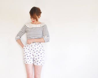 high waist 1960 floral shorts . purple sweet pea summer tap pants .extra small.xs .sale