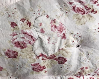 Rare stunning pink vintage feather rose eiderdown blanket quilt shabby French Nordic chic Rachel Ashwell duvet