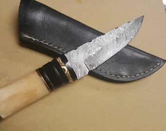 Damascus Steel Fixed Blade Knife with Camel Bone Handle 0027