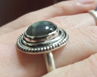Sterling silver labradorite ring