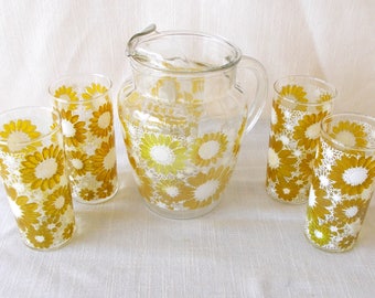 Vintage Pitcher & Tumbler Set, Retro Flowers, 5 Piece Set