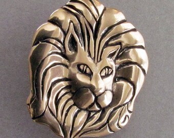Lion - Shank Button - B4151
