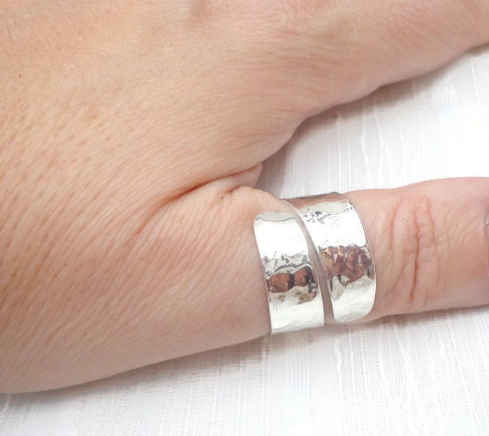 Signification Bague Au Pouce Gauche Femme Quelle Signification Une Bague Au Pouce | AUTOMASITES