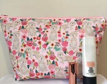 Cockapoo dog makeup/toilet bag