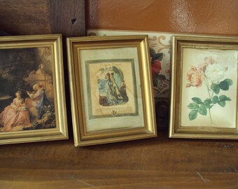 set of 3 table peintute on silk from the 1960s.