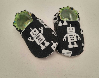 Baby Shoes - Robots (baby shoes, baby mocs, baby booties, baby shower gift)