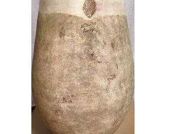 The Biot Olive Jar in Vanilla/Antica