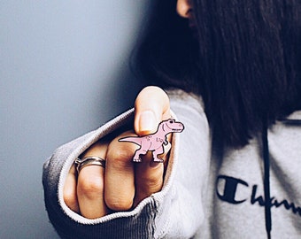 Dinosaur pin - Pink Dinosaur - Enamel dinosaur pin - dinosaur pin badge - pin dinosaur - Jurassic Park dinosaur enamel lapel pin