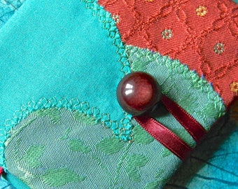 Wallet peacock blue, green, red 027