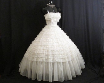 Vintage 1950's 50s Bombshell Strapless White Tiered Chiffon Organza Lace Party Prom Wedding DRESS Gown