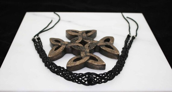 Celtic love weaving in black
