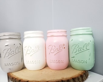 Set of 4 pint size mason jars