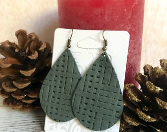 Leather Teardrop earrings - Sage Basket Weave