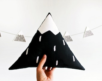 Mountain pillow, mountain cushion, woodlands pillow, modern pillow, nursery pillow, scandinavian pillow, modern nursery decor, baby decor