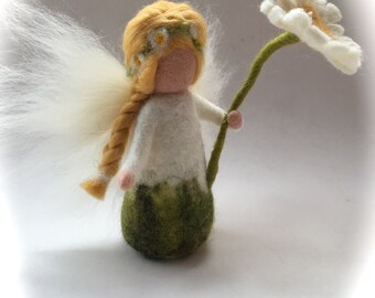 Daisy fairy,Wet felted. Waldorf. Felted.flower child.