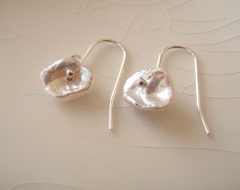 Free Shipping - Single Ivory/White Keishi Pearl Dangle Earrings