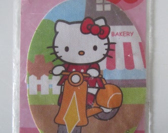 patch Thermo colorful Hello Kitty on her scooter
