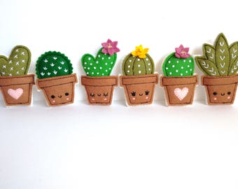 Felt cacti brooches - handmade brooch, choose your favourite design. Spilla cactus in feltro, scegli il tuo design